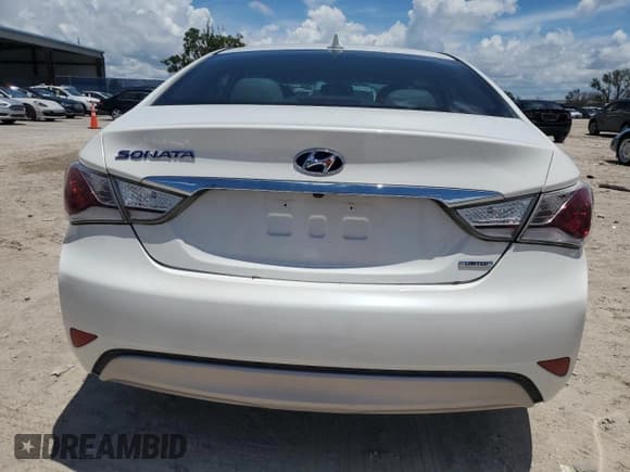 ✅ 2013 Hyundai Sonata Limited • VIN: KMHEC4A49DA075071 • Lot: 61203144. Listed on Copart with 109,971 mi. Free auction sales archive from the USA and detailed vehicle history report at DreamBid. Image 6.