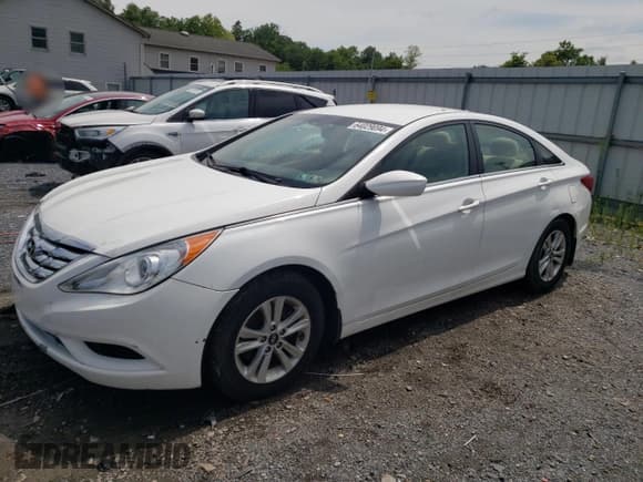 ✅ 2012 Hyundai Sonata GLS • VIN: 5NPEB4AC0CH427959 • Lot: 64029094. Listed on Copart with 150,943 mi. Free auction sales archive from the USA and detailed vehicle history report at DreamBid. Image 1.