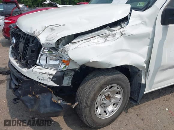 ✅ 2021 Nissan NV SV • VIN: 1N6AF0KY1MN807557 • Lot: 42411868. Wystawiony na IAAI z przebiegiem 65 543 mil. Bezpłatny archiwum sprzedaży aukcyjnych z USA i szczegółowy raport historii pojazdu na DreamBid. Zdjęcie 6.