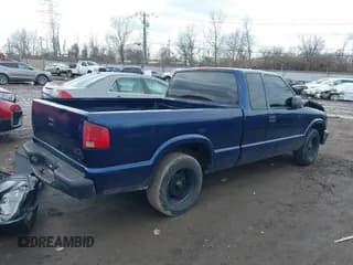 ✅ 2000 Chevrolet S-10 LS • VIN: 1GCCS19WXY8242120 • Лот: 41675109. Опубликован ранее на IAAI с пробегом 196 408 миль. Бесплатный доступ к архиву аукционных продаж из США и подробный отчёт об истории автомобиля на DreamBid. Изображение 4.