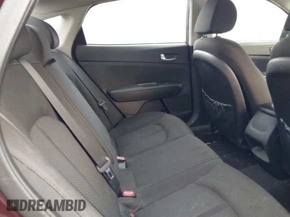 ✅ 2016 Kia Optima LX • VIN: 5XXGT4L36GG003805 • Лот: 43611867. Опубликован ранее на IAAI с пробегом 175 820 миль. Бесплатный доступ к архиву аукционных продаж из США и подробный отчёт об истории автомобиля на DreamBid. Изображение 8.