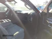 ✅ 2018 Chevrolet Silverado 1500 Custom • VIN: 3GCPCPEC1JG272944 • Lot: 43186784. Wystawiony na IAAI z przebiegiem 81 734 mil. Bezpłatny archiwum sprzedaży aukcyjnych z USA i szczegółowy raport historii pojazdu na DreamBid. Zdjęcie 5.