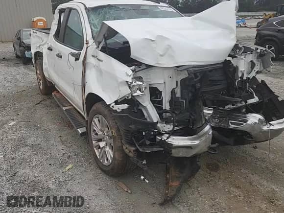 2022 Chevrolet Silverado 1500 Work Truck z VIN 1GCRDAED6NZ508070, wystawiony jako Copart lot #68342795 z przebiegiem Nie podano mil oraz Szkoda całkowita • Salvage title. Historia ofert i sprzedaży dostępna na DreamBid. Obrazek 13.