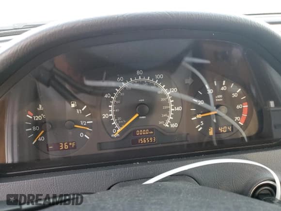 ✅ 2000 Mercedes-Benz C 230 Kompressor • VIN: WDBHA24GXYA802790 • Лот: 87460324. Опубликован ранее на Copart с пробегом 156 593 миль. Бесплатный доступ к архиву аукционных продаж из США и подробный отчёт об истории автомобиля на DreamBid. Изображение 9.