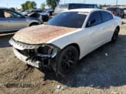 ✅ 2015 Dodge Charger SXT • VIN: 2C3CDXHG0FH870027 • Лот: 82619665. Опубликован ранее на Copart с пробегом 109 616 миль. Бесплатный доступ к архиву аукционных продаж из США и подробный отчёт об истории автомобиля на DreamBid. Изображение 1.