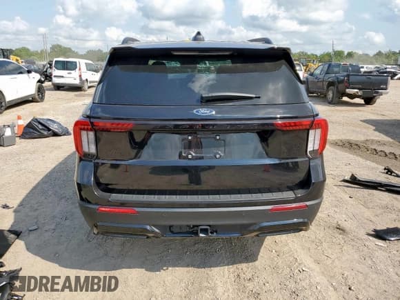 ✅ 2025 Ford Explorer ST-Line • VIN: 1FMUK7KH8SGB03230 • Lot: 68215625. Wystawiony na Copart z przebiegiem 10 831 mil. Bezpłatny archiwum sprzedaży aukcyjnych z USA i szczegółowy raport historii pojazdu na DreamBid. Zdjęcie 6.