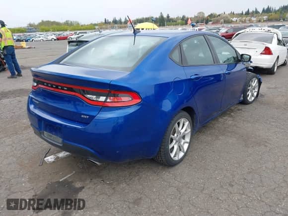 2013 Dodge Dart SXT z VIN 1C3CDFBA2DD336813, wystawiony jako IAAI lot #41911689 z przebiegiem 54 721 mil mil oraz . Historia ofert i sprzedaży dostępna na DreamBid. Obrazek 4.
