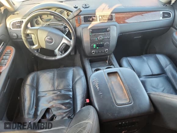 ✅ 2007 GMC Yukon SLT • VIN: 1GKFC13J57J105461 • Лот: 85537755. Опубликован ранее на Copart с пробегом 234 247 миль. Бесплатный доступ к архиву аукционных продаж из США и подробный отчёт об истории автомобиля на DreamBid. Изображение 8.