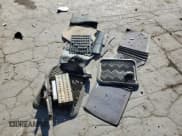 ✅ 2007 Chevrolet Suburban LS • VIN: 3GNFC16037G241031 • Lot: 76713514. Wystawiony na Copart z przebiegiem 232 549 mil. Bezpłatny archiwum sprzedaży aukcyjnych z USA i szczegółowy raport historii pojazdu na DreamBid. Zdjęcie 15.