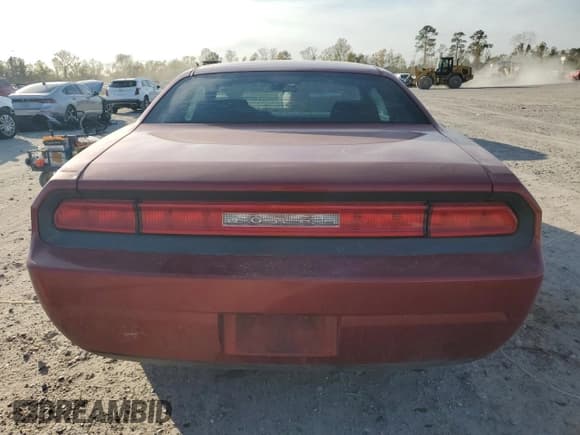 ✅ 2009 Dodge Challenger SE • VIN: 2B3LJ44V79H547302 • Lot: 84399784. Wystawiony na Copart z przebiegiem 237 749 mil. Bezpłatny archiwum sprzedaży aukcyjnych z USA i szczegółowy raport historii pojazdu na DreamBid. Zdjęcie 6.