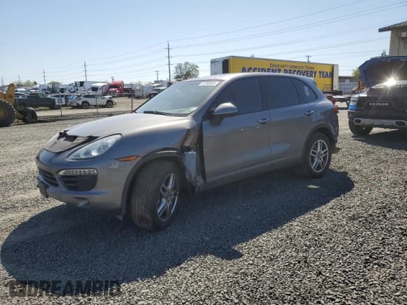 ✅ 2012 Porsche Cayenne S • VIN: WP1AB2A20CLA42132 • Lot: 52365365. Listed on Copart with 171,859 mi. Free auction sales archive from the USA and detailed vehicle history report at DreamBid. Image 1.