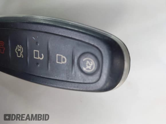 ✅ 2013 Ford C-Max SEL • VIN: 1FADP5CU2DL523653 • Lot: 43435214. Wystawiony na IAAI z przebiegiem 275 292 mil. Bezpłatny archiwum sprzedaży aukcyjnych z USA i szczegółowy raport historii pojazdu na DreamBid. Zdjęcie 11.