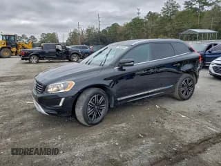 ✅ 2017 Volvo XC60 Dynamic • VIN: YV440MDR7H2036346 • Лот: 95984945. Опубликован ранее на Copart с пробегом 102 368 миль. Бесплатный доступ к архиву аукционных продаж из США и подробный отчёт об истории автомобиля на DreamBid. Изображение 1.