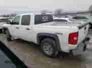 2009 Chevrolet Silverado 1500 LS z VIN 3GCEK13C49G138838, wystawiony jako Copart lot #59543365 z przebiegiem 258 508 mil mil oraz Nie do naprawy • Non repairable. Historia ofert i sprzedaży dostępna na DreamBid. Obrazek 2.