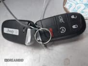 ✅ 2021 Jeep Grand Cherokee Limited • VIN: 1C4RJFBG6MC672988 • Lot: 41353583. Wystawiony na IAAI z przebiegiem 34 370 mil. Bezpłatny archiwum sprzedaży aukcyjnych z USA i szczegółowy raport historii pojazdu na DreamBid. Zdjęcie 11.