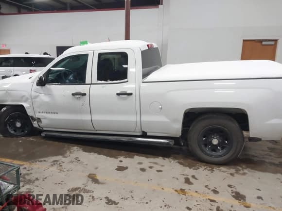✅ 2018 Chevrolet Silverado 1500 LS • VIN: 1GCRCNEH3JZ375775 • Лот: 41287361. Опубликован ранее на IAAI с пробегом 78 877 миль. Бесплатный доступ к архиву аукционных продаж из США и подробный отчёт об истории автомобиля на DreamBid. Изображение 14.