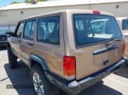 ✅ 1999 Jeep Cherokee SE • VIN: 1J4FF28S4XL592788 • Lot: 42560002. Listed on IAAI with 189,258 mi. Free auction sales archive from the USA and detailed vehicle history report at DreamBid. Image 3.