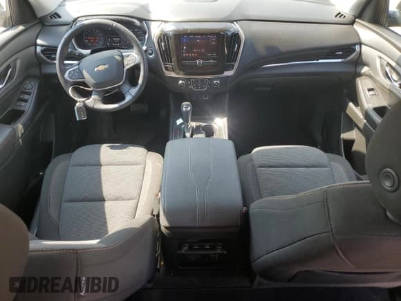 ✅ 2020 Chevrolet Traverse LT Cloth • VIN: 1GNEVMKW2LJ234355 • Lot: 80309245. Wystawiony na Copart z przebiegiem 29 883 mil. Bezpłatny archiwum sprzedaży aukcyjnych z USA i szczegółowy raport historii pojazdu na DreamBid. Zdjęcie 8.