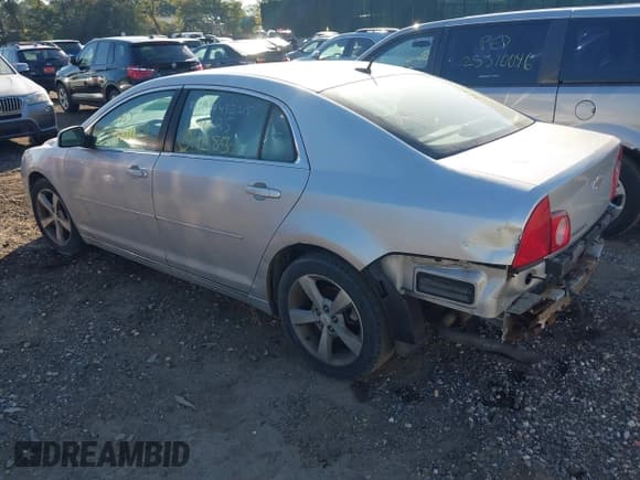 ✅ 2011 Chevrolet Malibu 1LT • VIN: 1G1ZC5E13BF327577 • Lot: 43390123. Listed on IAAI with Not provided. Free auction sales archive from the USA and detailed vehicle history report at DreamBid. Image 3.