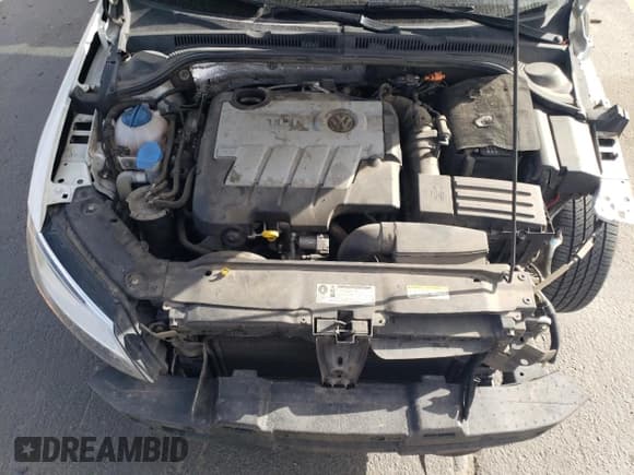 ✅ 2014 Volkswagen Jetta TDI • VIN: 3VWLL7AJ1EM290500 • Lot: 90824265. Wystawiony na Copart z przebiegiem 158 400 mil. Bezpłatny archiwum sprzedaży aukcyjnych z USA i szczegółowy raport historii pojazdu na DreamBid. Zdjęcie 11.