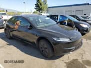✅ 2024 Tesla Model 3 Long Range • VIN: 5YJ3E1EB7RF796033 • Lot: 90671645. Wystawiony na Copart z przebiegiem Nie podano. Bezpłatny archiwum sprzedaży aukcyjnych z USA i szczegółowy raport historii pojazdu na DreamBid. Zdjęcie 4.