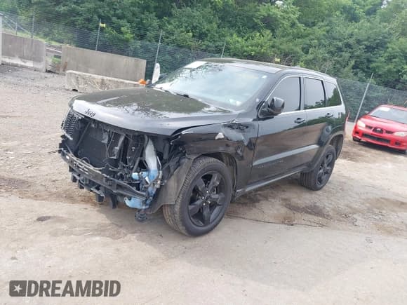 ✅ 2015 Jeep Grand Cherokee Overland • VIN: 1C4RJFCG6FC155028 • Лот: 42436486. Опубликован ранее на IAAI с пробегом 92 186 миль. Бесплатный доступ к архиву аукционных продаж из США и подробный отчёт об истории автомобиля на DreamBid. Изображение 2.