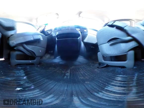 ✅ 2005 GMC Savana Cargo • VIN: 1GTGG25V951900441 • Лот: 42011139. Опубликован ранее на IAAI с пробегом 145 793 миль. Бесплатный доступ к архиву аукционных продаж из США и подробный отчёт об истории автомобиля на DreamBid. Изображение 18.