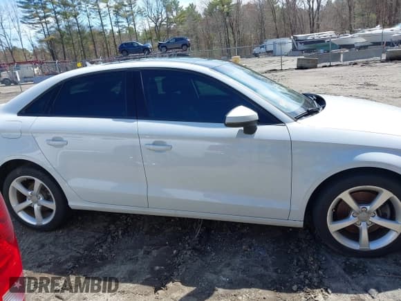 ✅ 2015 Audi S3 Premium Plus • VIN: WAUBFGFF0F1006716 • Lot: 42038843. Listed on IAAI with 190,076 mi. Free auction sales archive from the USA and detailed vehicle history report at DreamBid. Image 13.