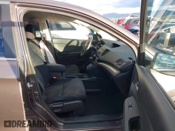 ✅ 2016 Honda CR-V SE • VIN: 2HKRM3H48GH529035 • Лот: 43628190. Опубликован ранее на IAAI с пробегом 49 931 миль. Бесплатный доступ к архиву аукционных продаж из США и подробный отчёт об истории автомобиля на DreamBid. Изображение 5.