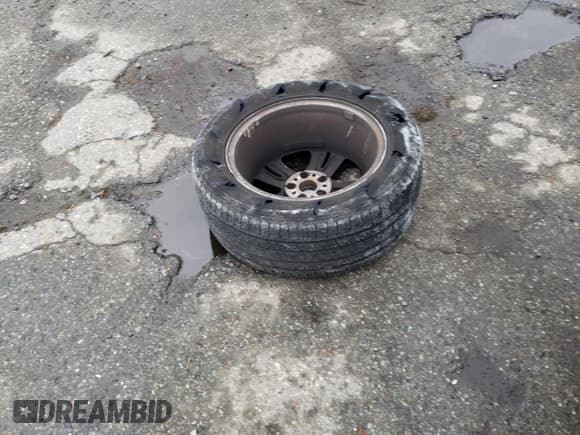 ✅ 2006 Mercedes-Benz R 5.0L • VIN: 4JGCB75E56A013748 • Лот: 82248334. Опубликован ранее на Copart с пробегом 68 954 миль. Бесплатный доступ к архиву аукционных продаж из США и подробный отчёт об истории автомобиля на DreamBid. Изображение 13.