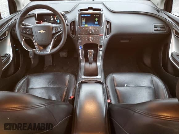 ✅ 2013 Chevrolet Volt • VIN: 1G1RA6E46DU116507 • Lot: 80916434. Wystawiony na Copart z przebiegiem 116 380 mil. Bezpłatny archiwum sprzedaży aukcyjnych z USA i szczegółowy raport historii pojazdu na DreamBid. Zdjęcie 8.