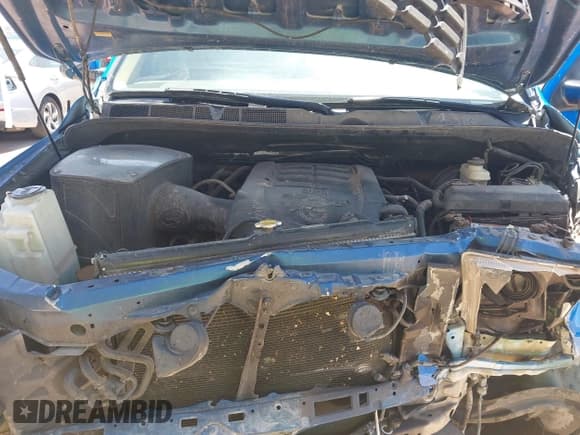 ✅ 2011 Toyota Tundra Limited • VIN: 5TFHW5F16BX170503 • Lot: 42294107. Wystawiony na IAAI z przebiegiem 179 366 mil. Bezpłatny archiwum sprzedaży aukcyjnych z USA i szczegółowy raport historii pojazdu na DreamBid. Zdjęcie 10.