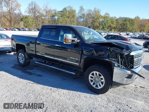 ✅ 2019 Chevrolet Silverado 2500HD LTZ • VIN: 1GC1KTEY2KF227172 • Лот: 43509869. Опубликован ранее на IAAI с пробегом 147 463 миль. Бесплатный доступ к архиву аукционных продаж из США и подробный отчёт об истории автомобиля на DreamBid. Изображение 1.