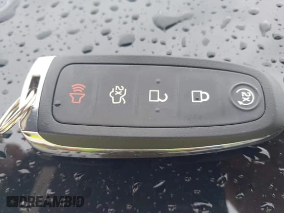 ✅ 2016 Ford Focus Titanium • VIN: 1FADP3N26GL387872 • Lot: 42183397. Listed on IAAI with 30,557 mi. Free auction sales archive from the USA and detailed vehicle history report at DreamBid. Image 11.