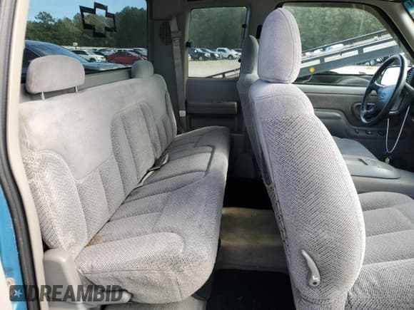 ✅ 1997 Chevrolet Silverado 1500 • VIN: 2GCEC19M1V1167214 • Lot: 80520694. Wystawiony na Copart z przebiegiem 336 498 mil. Bezpłatny archiwum sprzedaży aukcyjnych z USA i szczegółowy raport historii pojazdu na DreamBid. Zdjęcie 10.