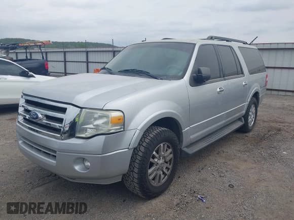 ✅ 2012 Ford Expedition Max King Ranch • VIN: 1FMJK1H57CEF11647 • Лот: 42079068. Опубликован ранее на IAAI с пробегом 154 388 миль. Бесплатный доступ к архиву аукционных продаж из США и подробный отчёт об истории автомобиля на DreamBid. Изображение 17.