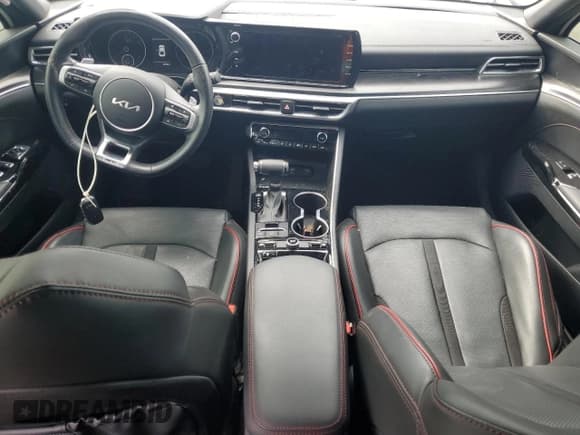 ✅ 2023 Kia K5 GT • VIN: 5XXG44J81PG226667 • Lot: 90013815. Wystawiony na Copart z przebiegiem Nie podano. Bezpłatny archiwum sprzedaży aukcyjnych z USA i szczegółowy raport historii pojazdu na DreamBid. Zdjęcie 8.