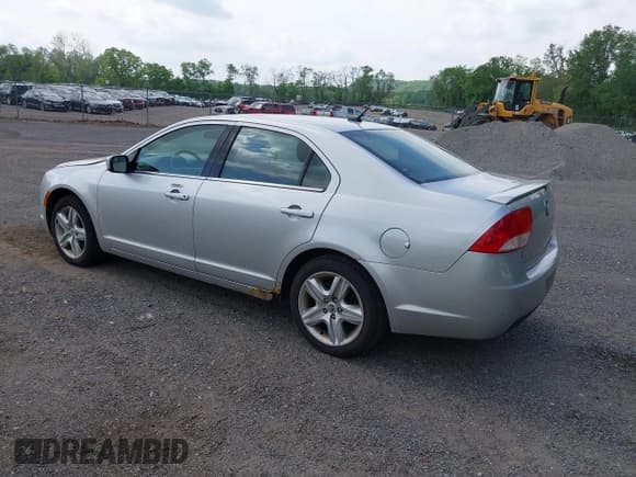 ✅ 2011 Mercury Milan • VIN: 3MEHM0HA5BR602401 • Лот: 42287369. Опубликован ранее на IAAI с пробегом 100 139 миль. Бесплатный доступ к архиву аукционных продаж из США и подробный отчёт об истории автомобиля на DreamBid. Изображение 3.