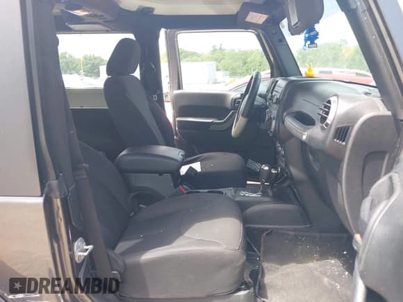 ✅ 2017 Jeep Wrangler Sport • VIN: 1C4AJWAG8HL698674 • Лот: 42597838. Опубликован ранее на IAAI с пробегом 60 212 миль. Бесплатный доступ к архиву аукционных продаж из США и подробный отчёт об истории автомобиля на DreamBid. Изображение 5.