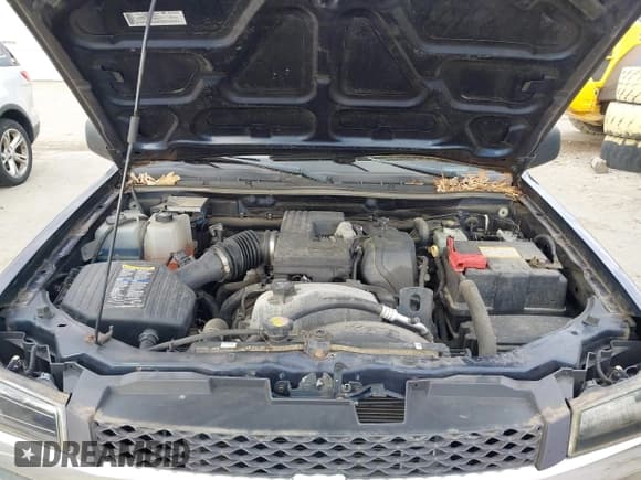 ✅ 2008 Chevrolet Colorado Work Truck • VIN: 1GCCS14E288114422 • Lot: 43779320. Listed on IAAI with 61,112 mi. Free auction sales archive from the USA and detailed vehicle history report at DreamBid. Image 10.