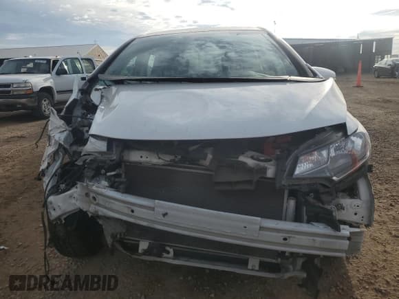 ✅ 2018 Honda Fit LX • VIN: 3HGGK5H43JM734631 • Lot: 86178195. Wystawiony na Copart z przebiegiem 63 701 mil. Bezpłatny archiwum sprzedaży aukcyjnych z USA i szczegółowy raport historii pojazdu na DreamBid. Zdjęcie 5.