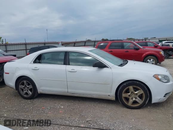 ✅ 2009 Chevrolet Malibu 1FL • VIN: 1G1ZG57B39F111913 • Lot: 43430709. Listed on IAAI with 127,054 mi. Free auction sales archive from the USA and detailed vehicle history report at DreamBid. Image 13.