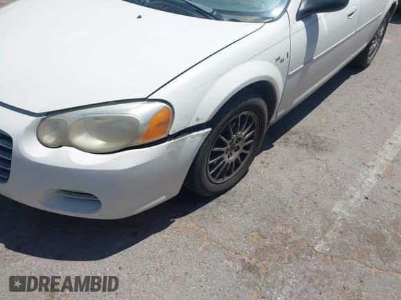 ✅ 2006 Chrysler Sebring • VIN: 1C3EL46X76N252577 • Lot: 42691227. Wystawiony na IAAI z przebiegiem 164 733 mil. Bezpłatny archiwum sprzedaży aukcyjnych z USA i szczegółowy raport historii pojazdu na DreamBid. Zdjęcie 6.