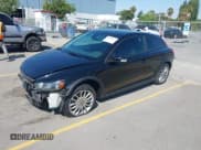 ✅ 2008 Volvo C30 Version 1.0 • VIN: YV1MK672482048925 • Lot: 42643147. Wystawiony na IAAI z przebiegiem 189 767 mil. Bezpłatny archiwum sprzedaży aukcyjnych z USA i szczegółowy raport historii pojazdu na DreamBid. Zdjęcie 2.