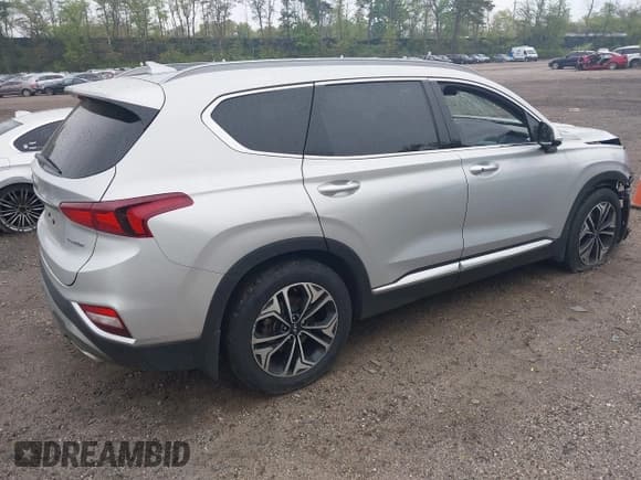✅ 2019 Hyundai Santa Fe Limited • VIN: 5NMS5CAAXKH111080 • Лот: 42168203. Опубликован ранее на IAAI с пробегом 178 860 миль. Бесплатный доступ к архиву аукционных продаж из США и подробный отчёт об истории автомобиля на DreamBid. Изображение 4.