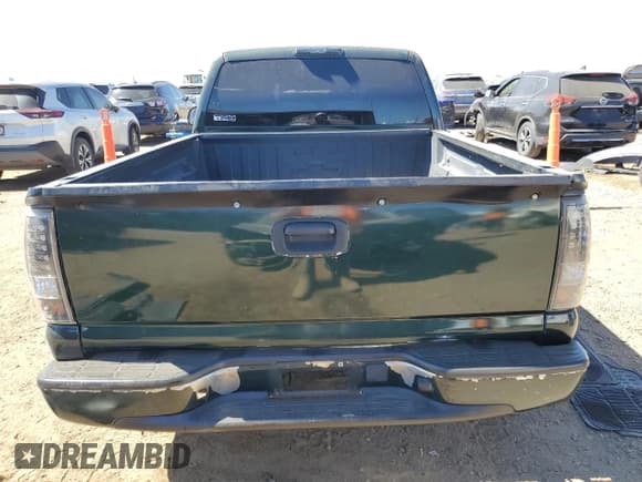 ✅ 2003 Chevrolet Silverado 1500 Work Truck • VIN: 1GCEC14V53Z355920 • Лот: 80347375. Опубликован ранее на Copart с пробегом 199 005 миль. Бесплатный доступ к архиву аукционных продаж из США и подробный отчёт об истории автомобиля на DreamBid. Изображение 6.