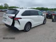 ✅ 2021 Toyota Sienna XLE • VIN: 5TDYSKFC6MS002087 • Lot: 42182937. Listed on IAAI with 63,192 mi. Free auction sales archive from the USA and detailed vehicle history report at DreamBid. Image 4.