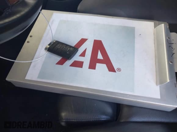 ✅ 2013 Cadillac SRX Performance Collection • VIN: 3GYFNDE3XDS518079 • Lot: 43549896. Wystawiony na IAAI z przebiegiem 89 936 mil. Bezpłatny archiwum sprzedaży aukcyjnych z USA i szczegółowy raport historii pojazdu na DreamBid. Zdjęcie 11.