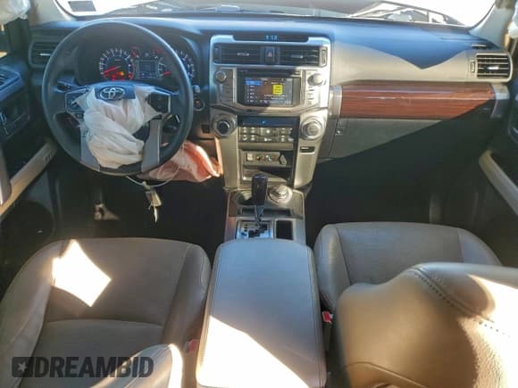 ✅ 2016 Toyota 4Runner Limited • VIN: JTEBU5JR1G5400097 • Lot: 94081235. Listed on Copart with 133,958 mi. Free auction sales archive from the USA and detailed vehicle history report at DreamBid. Image 8.