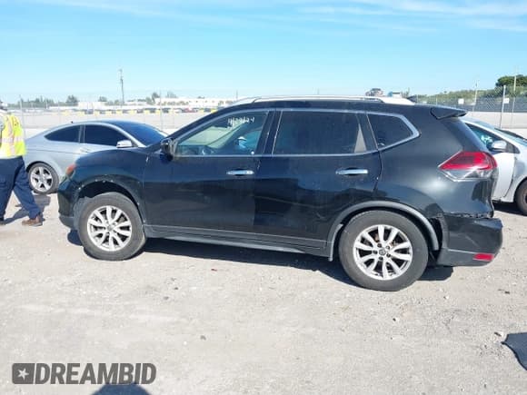 ✅ 2019 Nissan Rogue S • VIN: JN8AT2MT2KW257600 • Лот: 41028206. Опубликован ранее на IAAI с пробегом 176 537 миль. Бесплатный доступ к архиву аукционных продаж из США и подробный отчёт об истории автомобиля на DreamBid. Изображение 15.